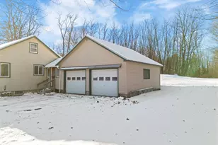 84 Bray Ave, Fairfield, ME 04937 - Photo 15