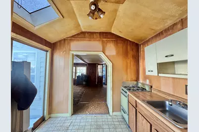 6 Linden Avenue, Old Orchard Beach, ME 04064 - Photo 9