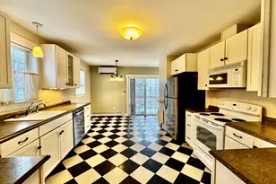 17 State St, Rockland, ME 04841 - Photo 3