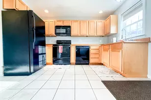 32 River Village Dr, Milford, ME 04461 - Photo 5