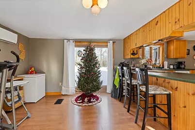 137 Middle Road, Fairfield, ME 04937 - Photo 5