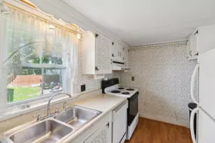 49 Sewall St, Augusta, ME 04330 - Photo 11