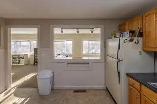 27 Lawrence Ave, Thomaston, ME 04861 - Photo 17