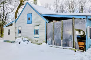 372 River Rd, Avon, ME 04966 - Photo 5