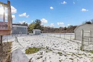 18 Plymouth Dr, Biddeford, ME 04005 - Photo 5