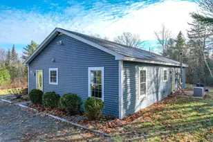 37 Sennett Way, Ellsworth, ME 04605 - Photo 3