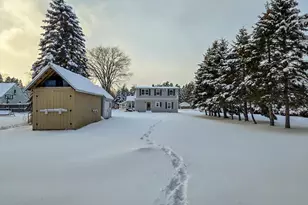 33 Elizabeth St, Presque Isle, ME 04769 - Photo 11