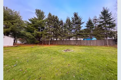 33 Elizabeth Street, Presque Isle, ME 04769 - Photo 13