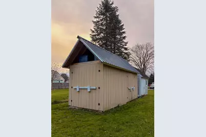 33 Elizabeth Street, Presque Isle, ME 04769 - Photo 15