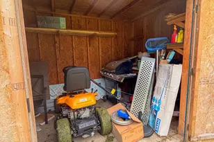 33 Elizabeth St, Presque Isle, ME 04769 - Photo 17