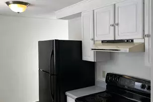 381 Birch St, Bangor, ME 04401 - Photo 5