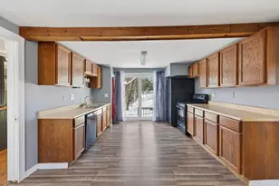 1139 Sabattus St, Lewiston, ME 04240 - Photo 9