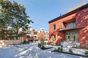 55 Carleton St, Portland, ME 04102 - Photo 5