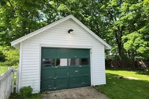 68 Katahdin Ave, Millinocket, ME 04462 - Photo 5