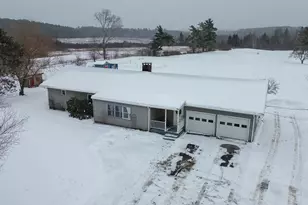 506 Baring St, Calais, ME 04619 - Photo 11