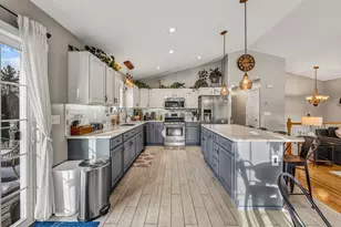 1306 Hudson Rd, Glenburn, ME 04401 - Photo 9