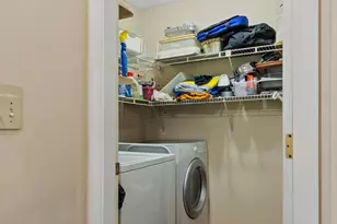 566 Deerfield Dr, Hermon, ME 04401 - Photo 11