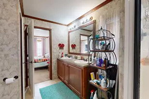 8 Sheldon Pl, Lewiston, ME 04240 - Photo 19