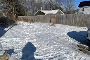 296 N Main St, Pittsfield, ME 04967 - Photo 5