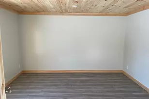 296 N Main St, Pittsfield, ME 04967 - Photo 13