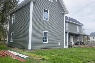 296 N Main St, Pittsfield, ME 04967 - Photo 3