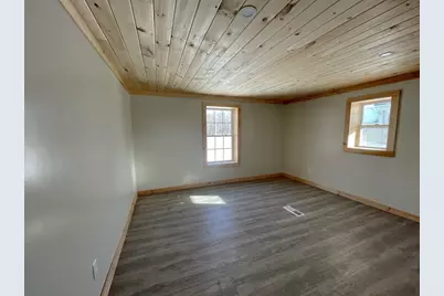 296 N Main Street, Pittsfield, ME 04967 - Photo 9