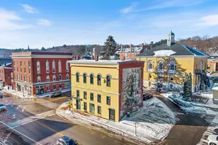 89 Water St, Hallowell, ME 04347 - Photo 25