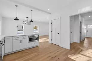 9 Aerie Dr, Gray, ME 04039 - Photo 7