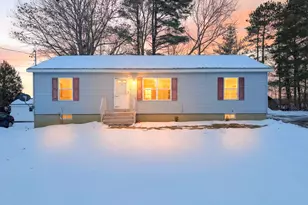 30 Elliott Ave, Lewiston, ME 04240 - Photo 39