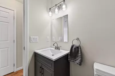 30 Elliott Avenue, Lewiston, ME 04240 - Photo 27