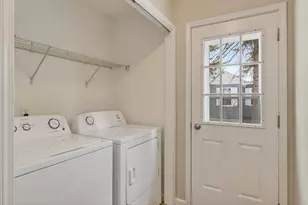 30 Elliott Ave, Lewiston, ME 04240 - Photo 15