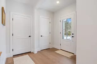 47 Village Green Dr, Ogunquit, ME 03907 - Photo 5