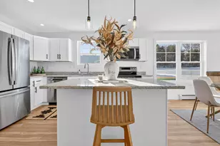 17 Feldspar Ln, Cumberland, ME 04021 - Photo 5