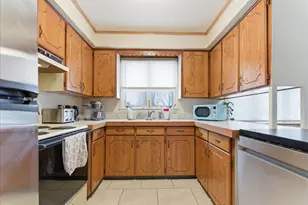 29 McArthur Ave, Lewiston, ME 04240 - Photo 7