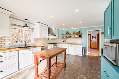 136 Talbot Avenue, Rockland, ME 04841 - Photo 3