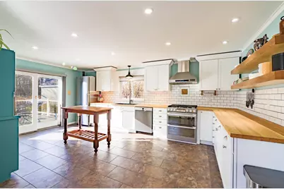 136 Talbot Avenue, Rockland, ME 04841 - Photo 5