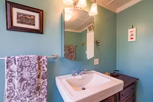 136 Talbot Ave, Rockland, ME 04841 - Photo 17