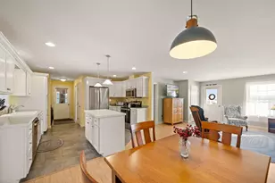 19 Fieldstone Dr, Oakland, ME 04963 - Photo 9