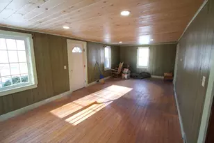 103 Pleasant St, Dexter, ME 04930 - Photo 19