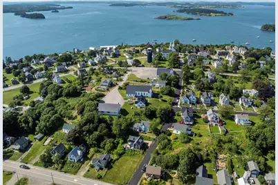 53 Washington Street, Lubec, ME 04652 - Photo 3