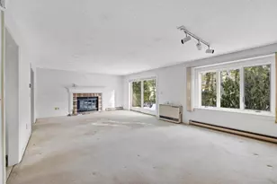 22 Oakwood Ln, Kennebunk, ME 04043 - Photo 17