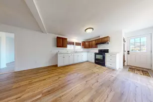 8 Crescent St, Brewer, ME 04412 - Photo 9