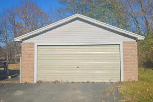 8 Crescent St, Brewer, ME 04412 - Photo 37