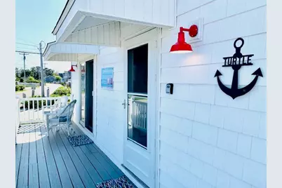 542 Ocean Avenue, Wells, ME 04090 - Photo 1