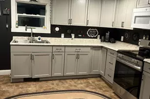 38 Forest Ave, Fort Fairfield, ME 04742 - Photo 3