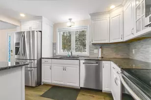 59 Crescent Dr, Waterboro, ME 04061 - Photo 11