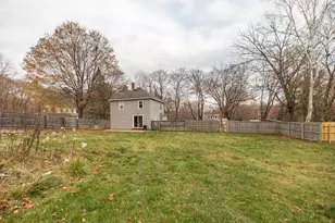 32 Houghton St, Auburn, ME 04210 - Photo 7