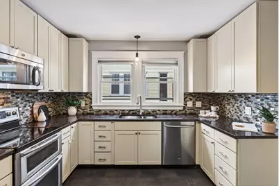 218 Bradley Street, Portland, ME 04103 - Photo 11