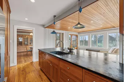 160 Craigie Street, Portland, ME 04102 - Photo 3