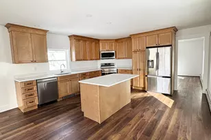 7 Magnolia Ln, Gardiner, ME 04345 - Photo 5